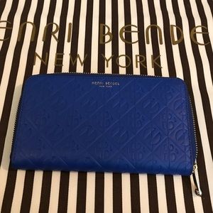 Henri Bendel Empire Zip Around Continental Wallet